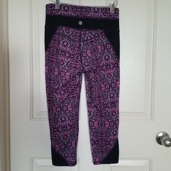 Athleta Leggings Chaturanga Tapestry Purple High-Rise Cropped Leggings Small - Picture 3 of 11